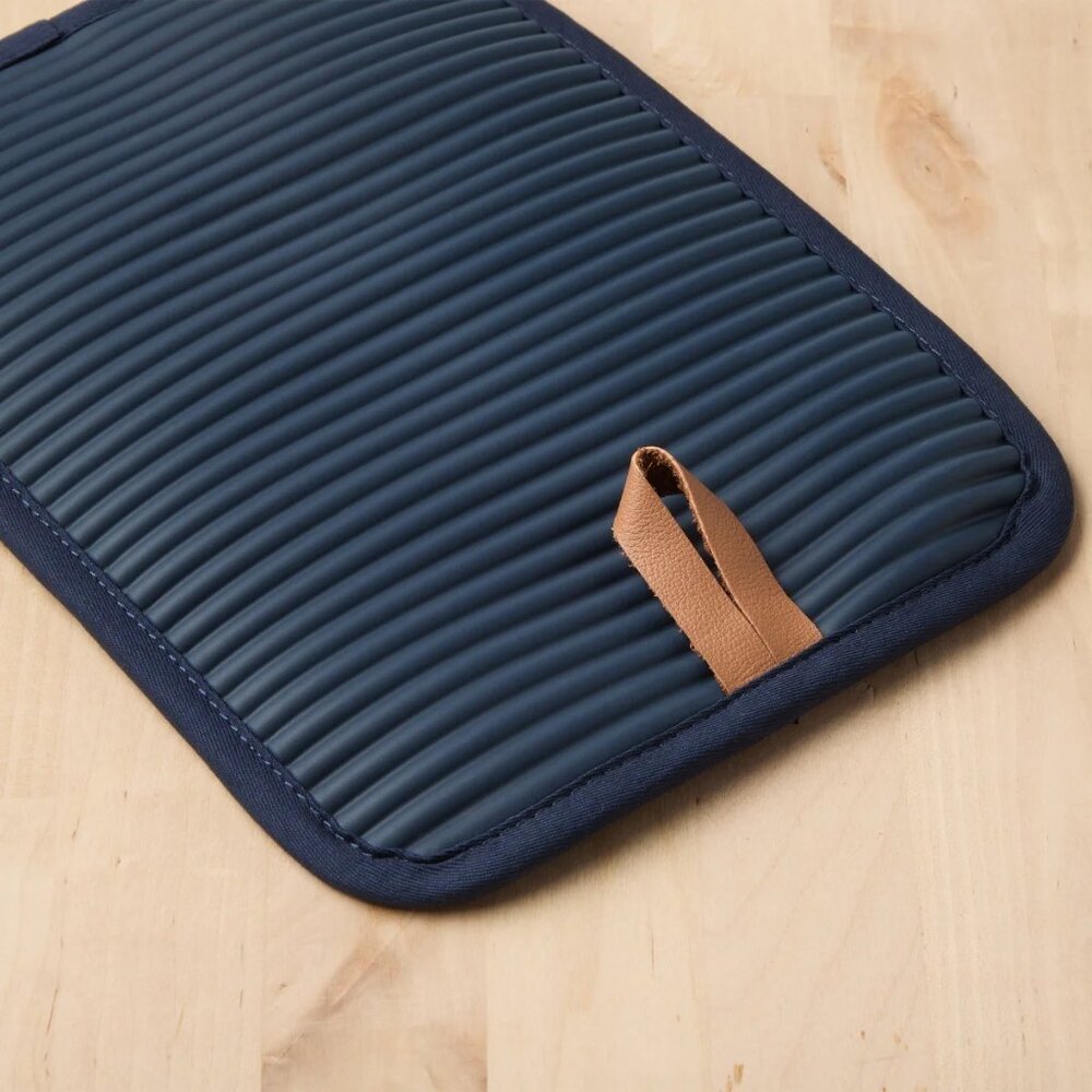 KitchenAid Navy Silicone Oven Mitts & Pot Holders Set | Striped Modern Farm - Picture 3 of 4